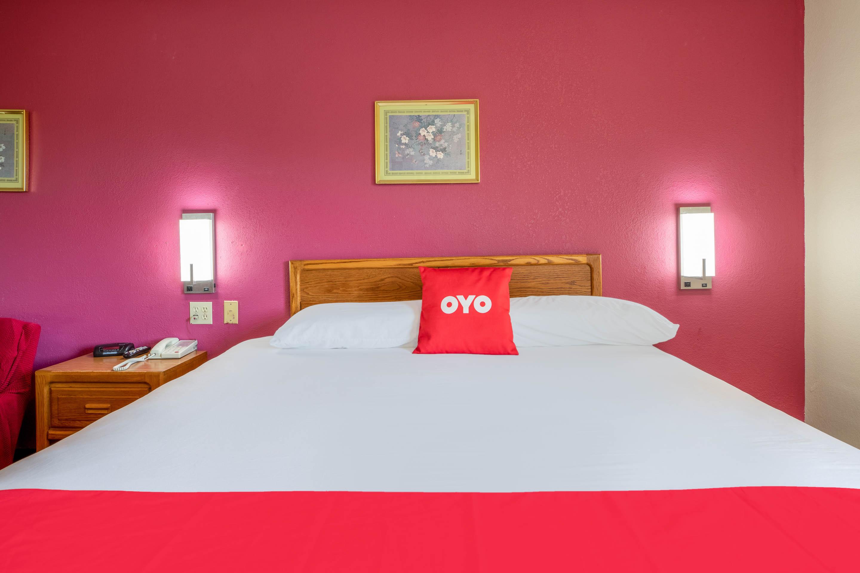 Oyo Hotel Chesaning Route 52 & Hwy 57 Buitenkant foto