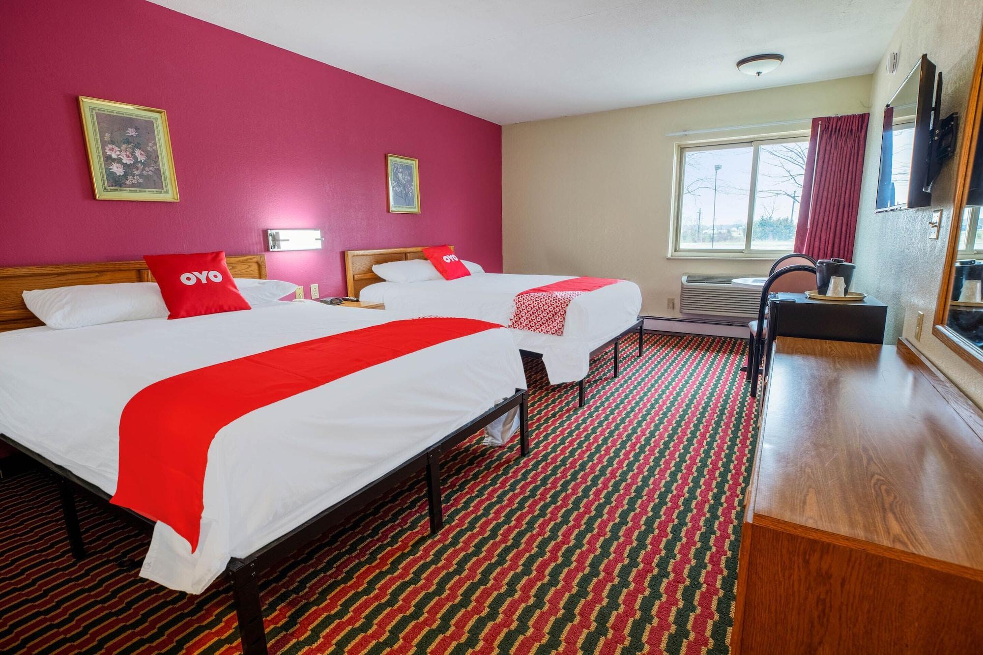 Oyo Hotel Chesaning Route 52 & Hwy 57 Buitenkant foto